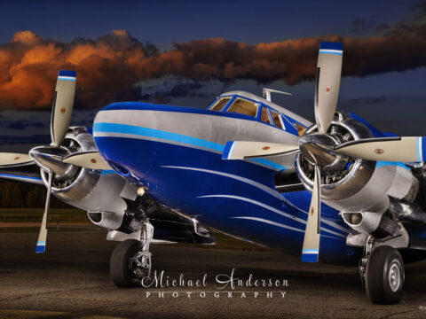 A cool light painted photo of the twin Pratt & Whitney R-2800 Double Wasp engines on the Howard 500 N500LN.