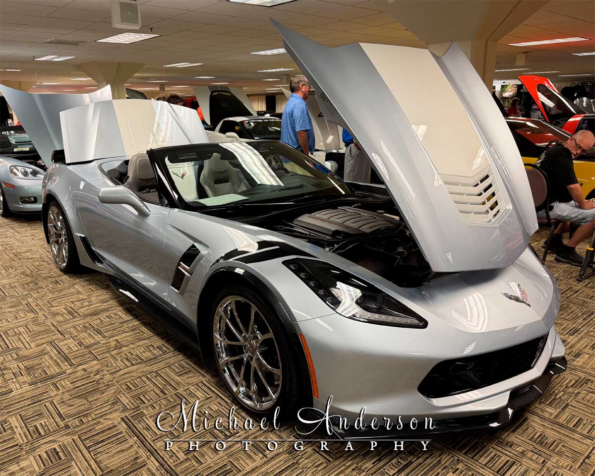Sterling Blue Cool 2017 C7 Corvette Grand Sport.